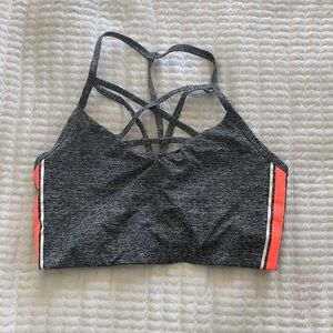 pink sports bra
